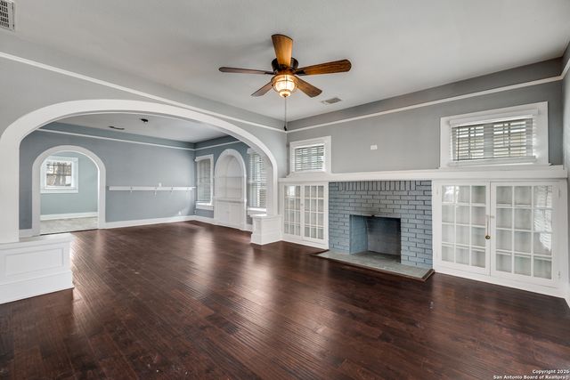 830 W Craig Pl, San Antonio, TX 78212