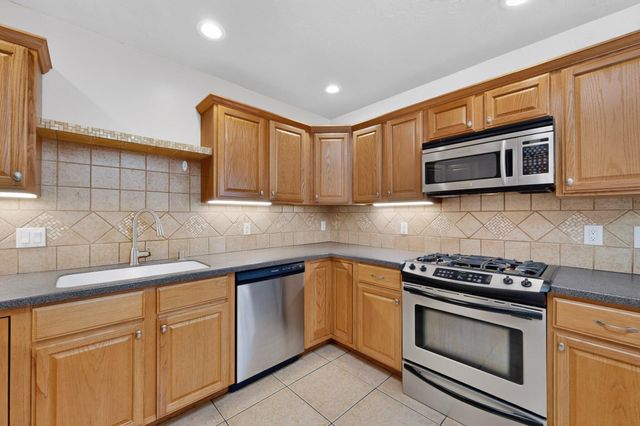 1409 Princeton Drive SE, Albuquerque, NM 87106