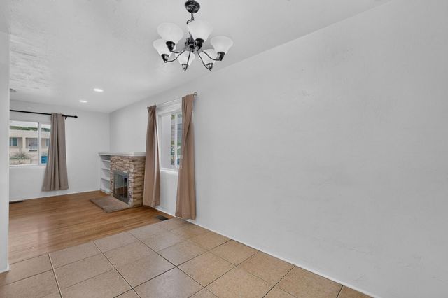 1409 Princeton Drive SE, Albuquerque, NM 87106