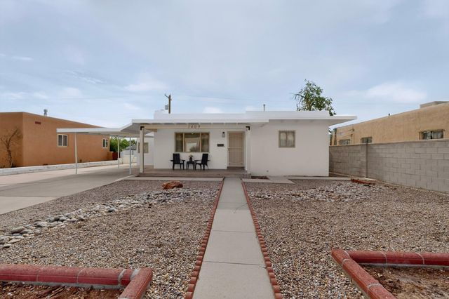 1409 Princeton Drive SE, Albuquerque, NM 87106