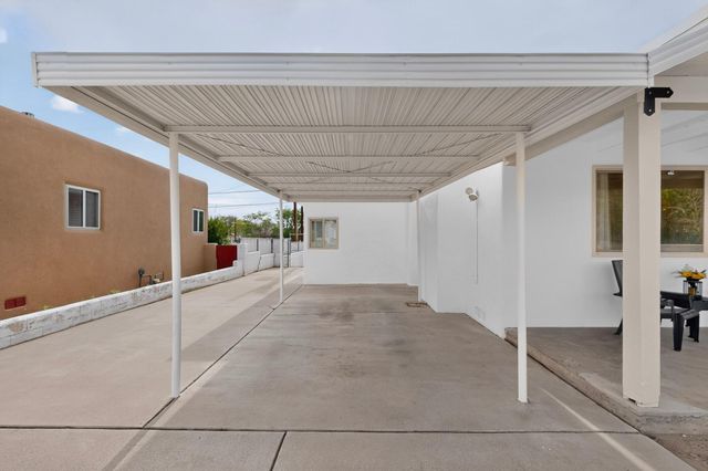 1409 Princeton Drive SE, Albuquerque, NM 87106