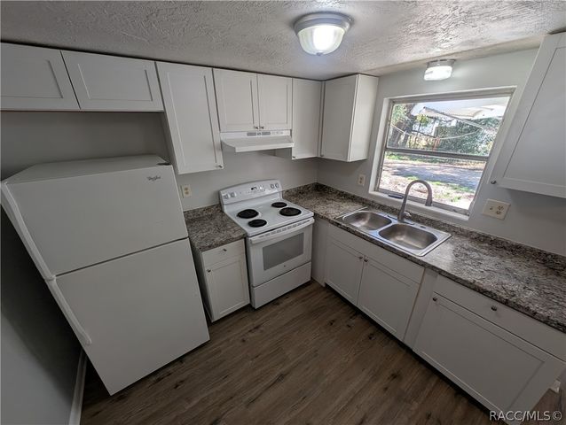 23 N Columbus Street, Beverly Hills, FL 34465