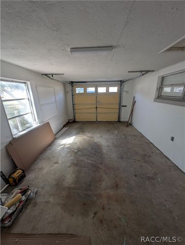 23 N Columbus Street, Beverly Hills, FL 34465