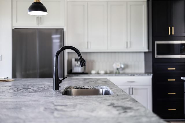 3422 Congress Ave, Lago Vista, TX 78645