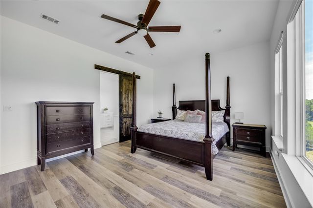 3422 Congress Ave, Lago Vista, TX 78645