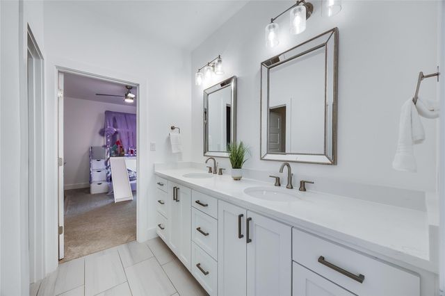 3422 Congress Ave, Lago Vista, TX 78645