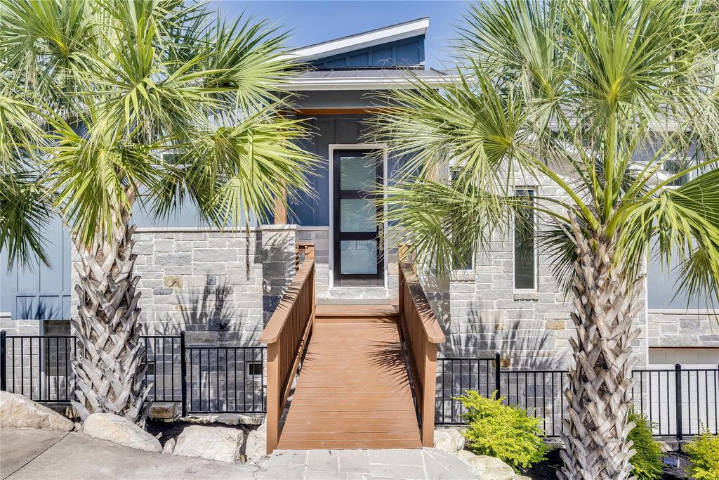 3422 Congress Ave, Lago Vista, TX 78645
