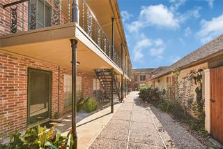 11550 Chimney Rock Road 232, Houston, TX 77035