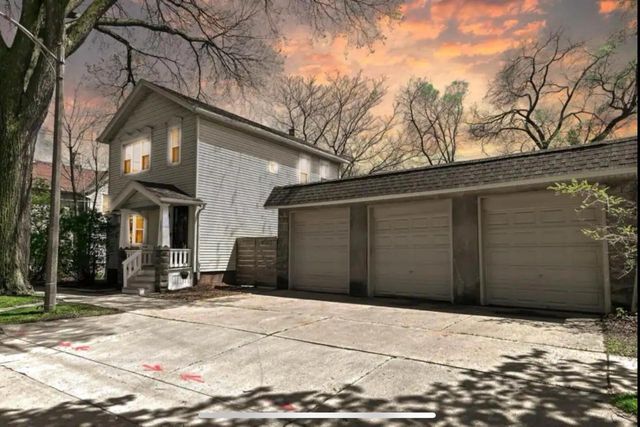 327 W Mineral STREET, Milwaukee, WI 53204