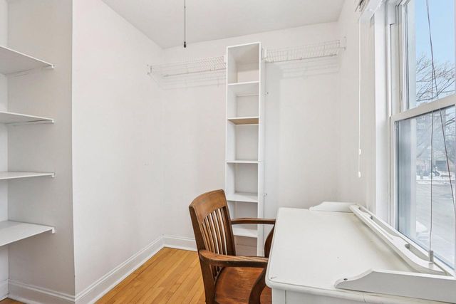 327 W Mineral STREET, Milwaukee, WI 53204