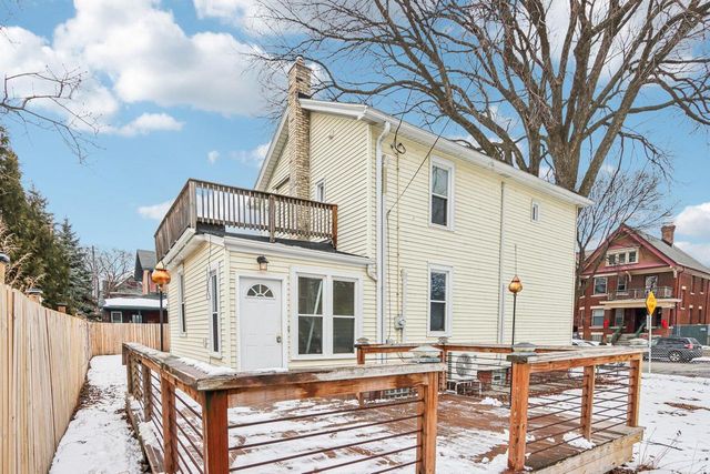 327 W Mineral STREET, Milwaukee, WI 53204