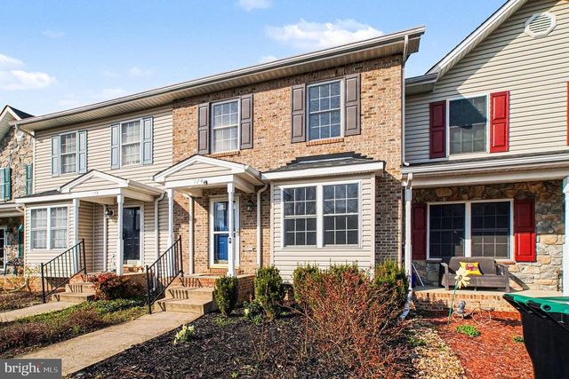 174 FOUNDERS WAY, Strasburg, VA 22657