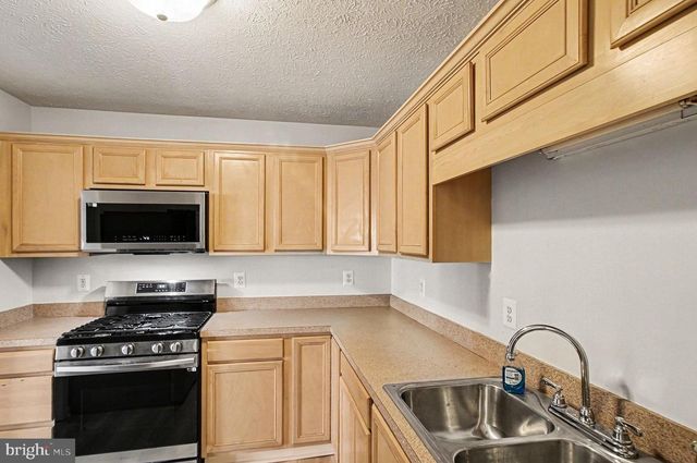 174 FOUNDERS WAY, Strasburg, VA 22657