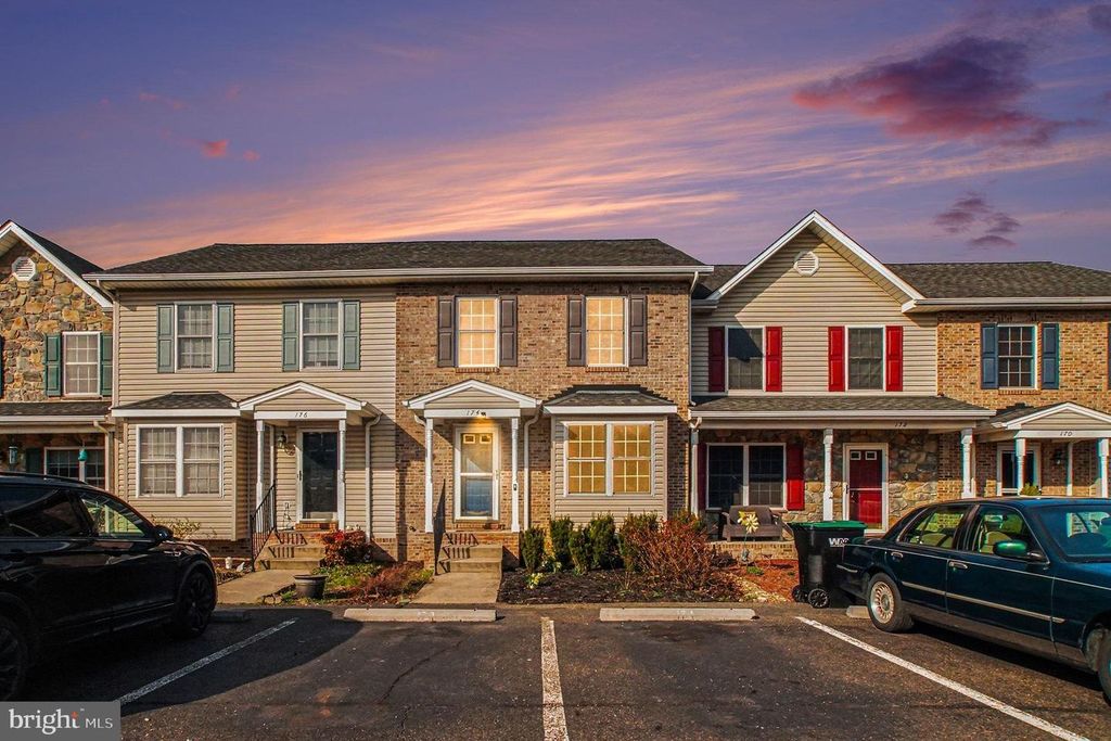 174 FOUNDERS WAY, Strasburg, VA 22657