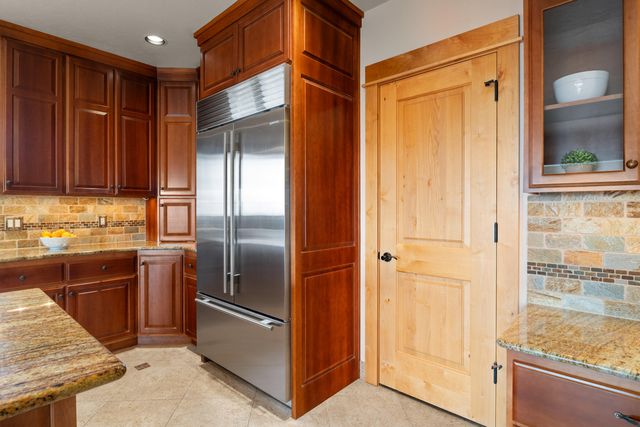 10715 Rockside Court, Redmond, OR 97756