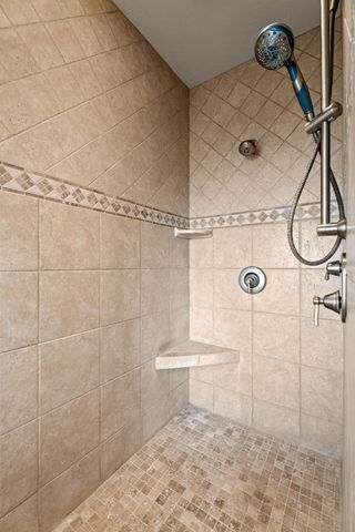 10715 Rockside Court, Redmond, OR 97756