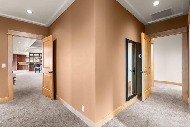 10715 Rockside Court, Redmond, OR 97756