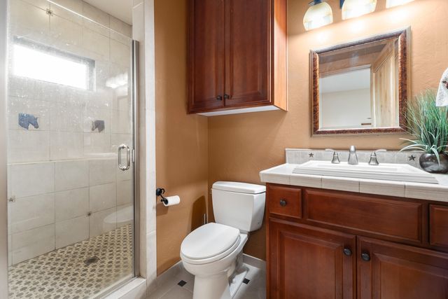 10715 Rockside Court, Redmond, OR 97756