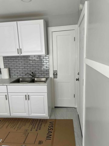 10434 S Wentworth Avenue 2, Chicago, IL 60628