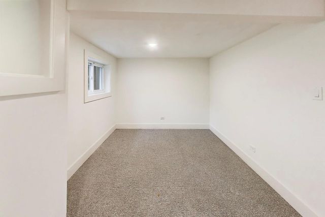 2155 W Touhy Avenue, Chicago, IL 60645