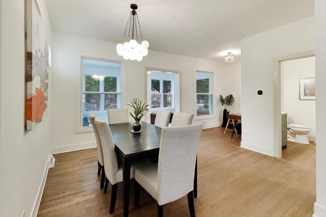 2155 W Touhy Avenue, Chicago, IL 60645