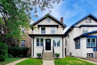 2155 W Touhy Avenue, Chicago, IL 60645