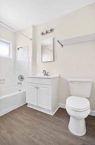 2324 Chatsworth, San Diego, CA 92106