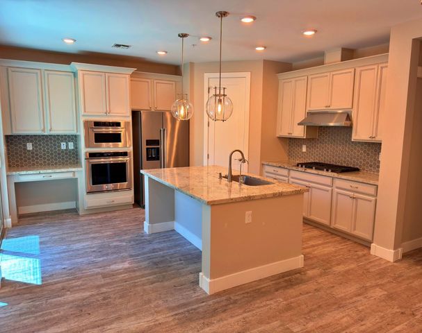 3855 S McQueen Road Unit 72, Chandler, AZ 85286