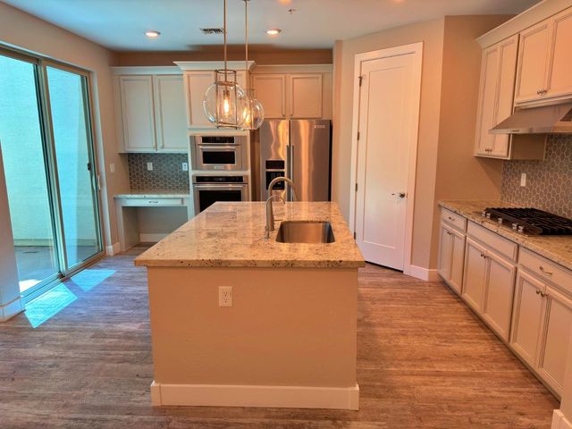 3855 S McQueen Road Unit 72, Chandler, AZ 85286