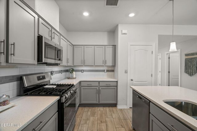 5464 Stonehill Drive, El Paso, TX 79934