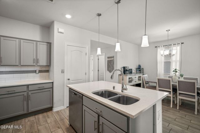 5464 Stonehill Drive, El Paso, TX 79934