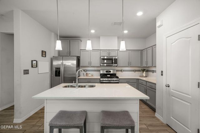 5464 Stonehill Drive, El Paso, TX 79934
