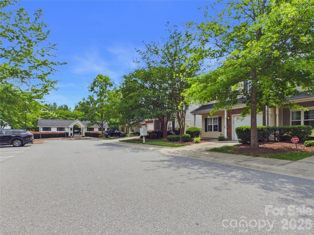 11753 Coddington Ridge Drive, Charlotte, NC 28214