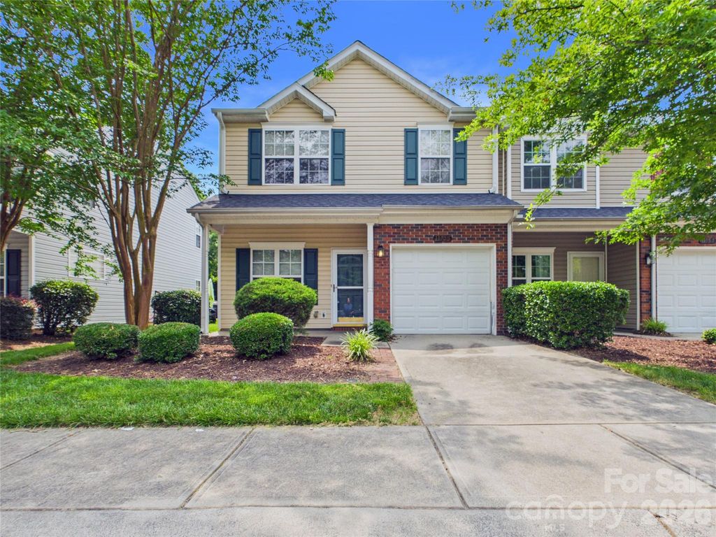 11753 Coddington Ridge Drive, Charlotte, NC 28214
