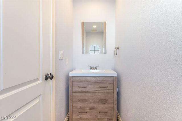 7641 Sea Cliff Way, Las Vegas, NV 89128