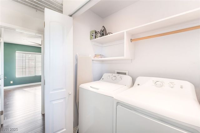 7641 Sea Cliff Way, Las Vegas, NV 89128