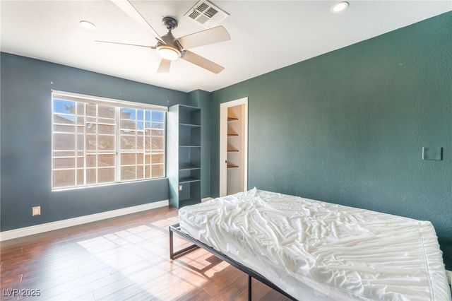 7641 Sea Cliff Way, Las Vegas, NV 89128