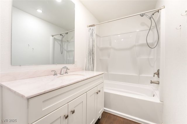 7641 Sea Cliff Way, Las Vegas, NV 89128