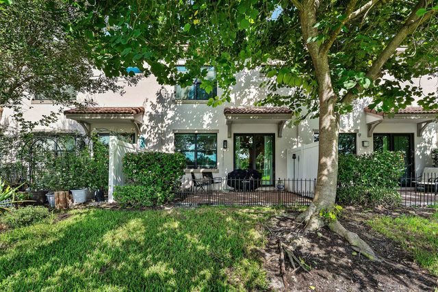 10175 Akenside Drive 10175, Boca Raton, FL 33428