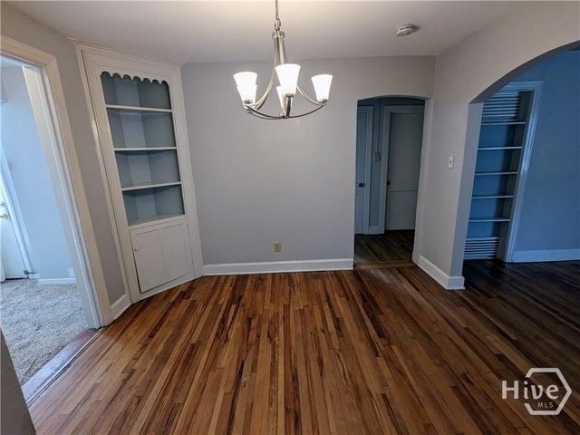 220 Columbus Drive, Savannah, GA 31405