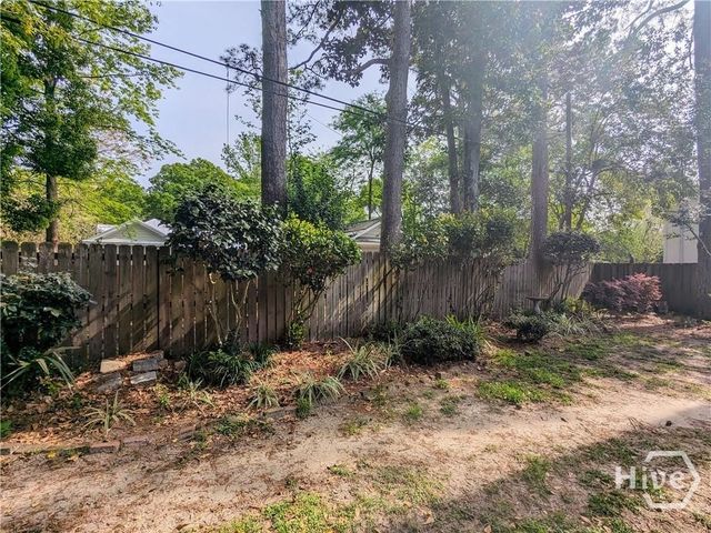 220 Columbus Drive, Savannah, GA 31405