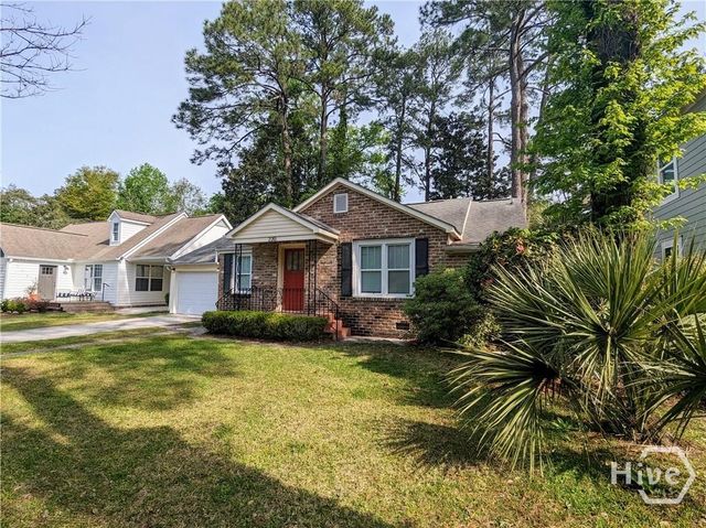 220 Columbus Drive, Savannah, GA 31405