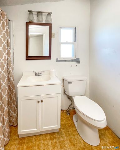 3 Braeburn Lane, Middletown, CT 06457