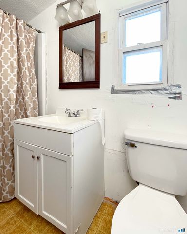 3 Braeburn Lane, Middletown, CT 06457