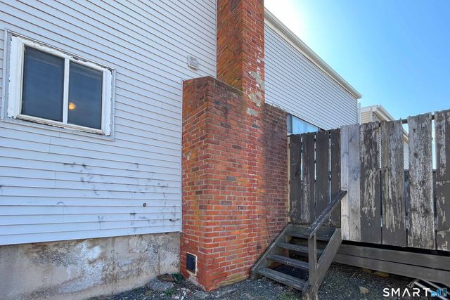 3 Braeburn Lane, Middletown, CT 06457