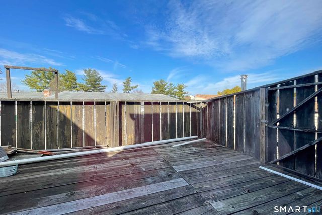 3 Braeburn Lane, Middletown, CT 06457