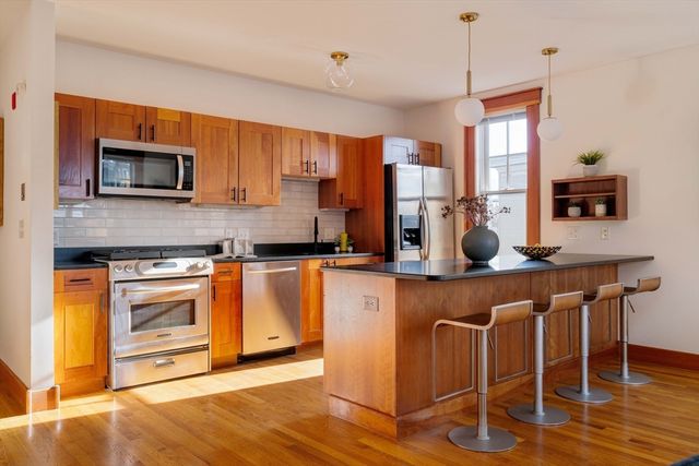 432 Norfolk Street 3J, Somerville, MA 02143