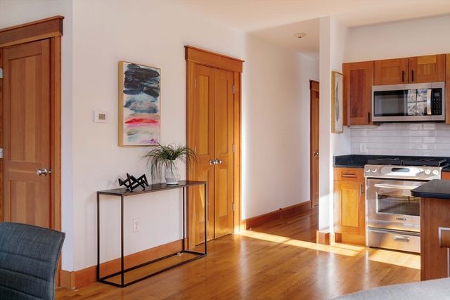 432 Norfolk Street 3J, Somerville, MA 02143