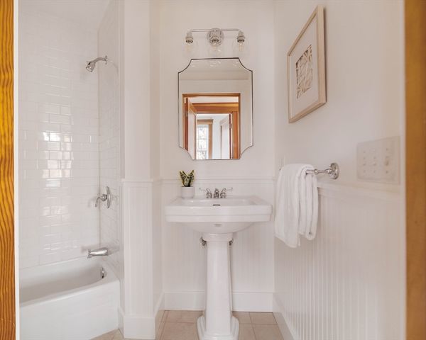 432 Norfolk Street 3J, Somerville, MA 02143