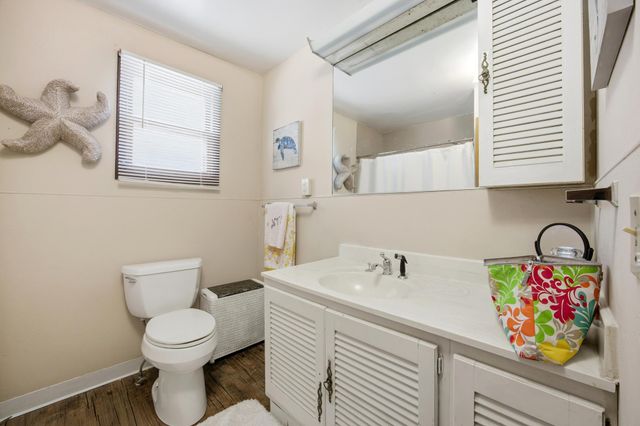 1422 8th Avenue S, Fargo, ND 58103